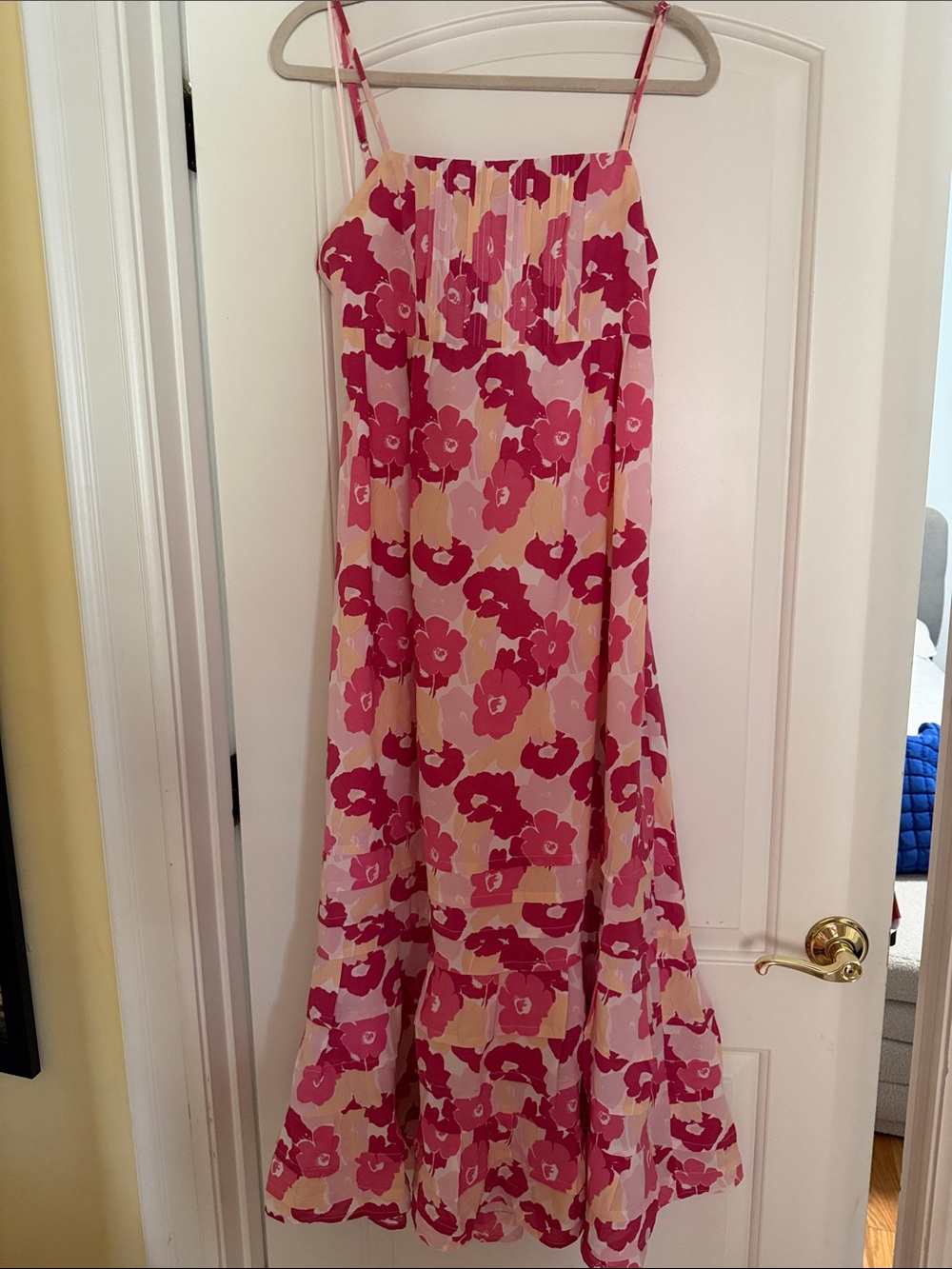 Flowy Floral Maxi Dress in Pink and Cream